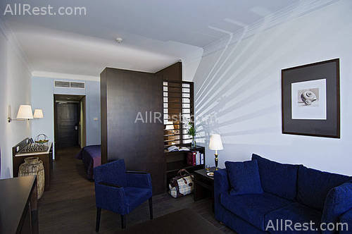 Mediterranean Beach Hotel 8